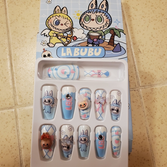 Labubu Nail Set - Picture 1 of 4